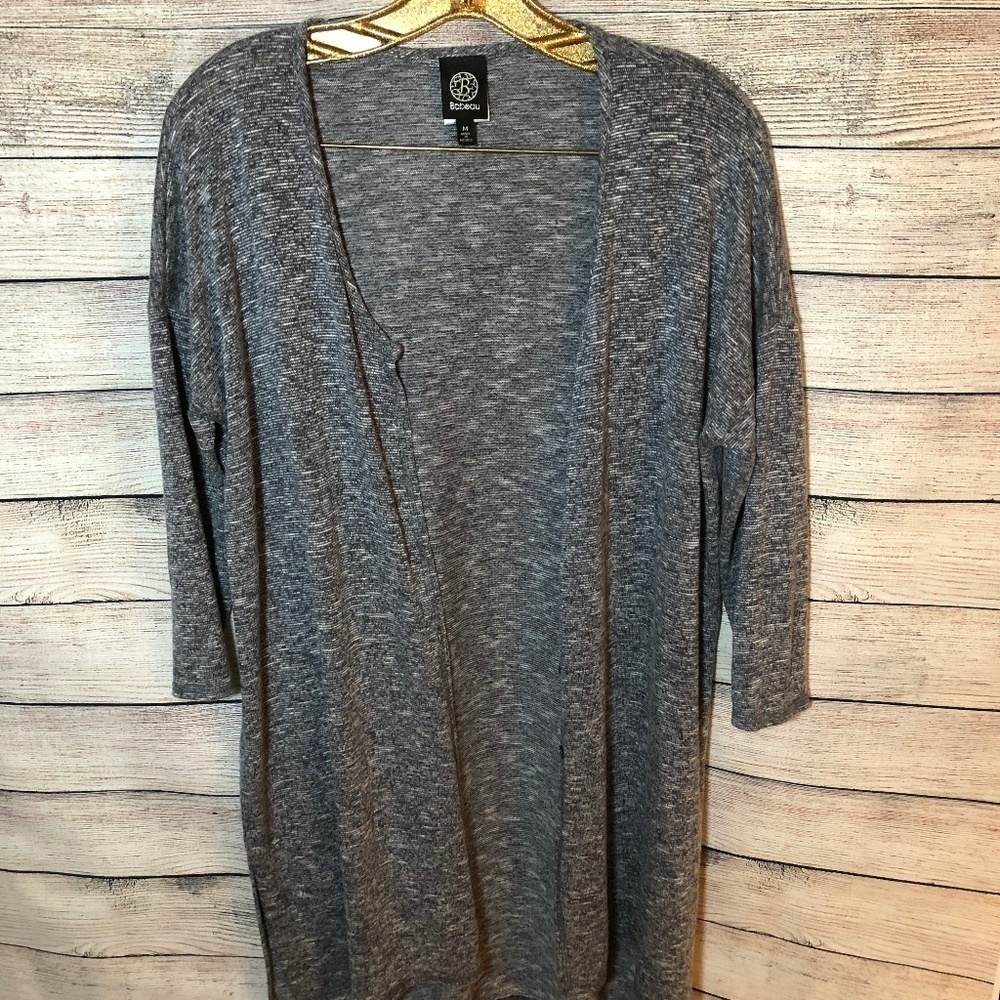 Bobeau Long and flowy gray tunic with seash Size M